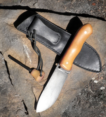 Bushcraft knife (2/3)