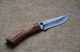 Нож из дамасской стали
