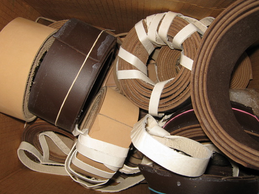 belts leather (2/2)