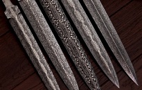 mosaic damascus dagger blades