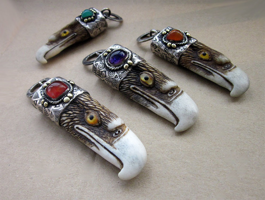Eagle pendants Horn, nickel silver, brass, amethyst, carneli (6/8)