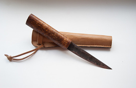 небольшой нож якутского типа с капом клёна